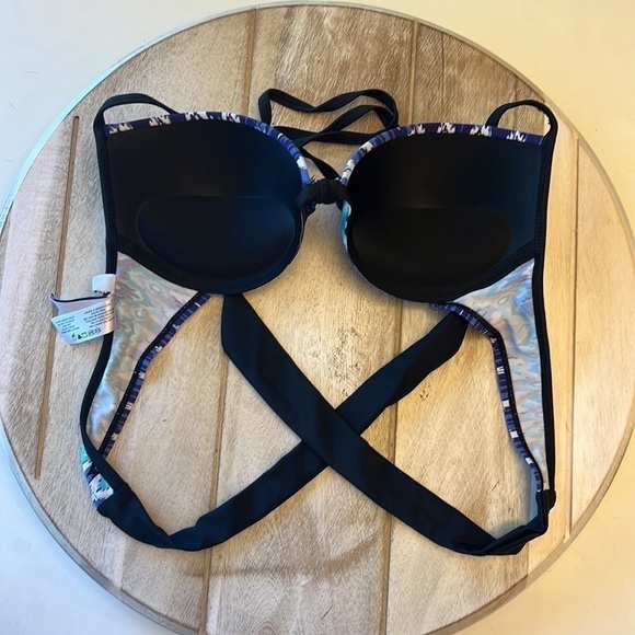 INGEAR - Bikini Swimsuit - NWOT- small top, medium bottom - Picture 3 of 9